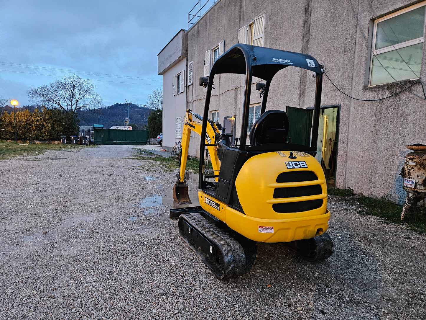 Miniescavatore jcb 8018 zts ,anno 2017