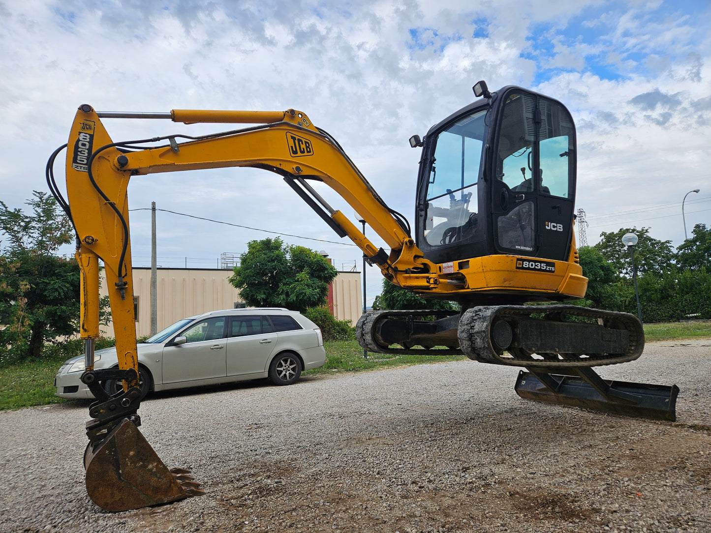 Miniescavatore  Jcb 8035zts