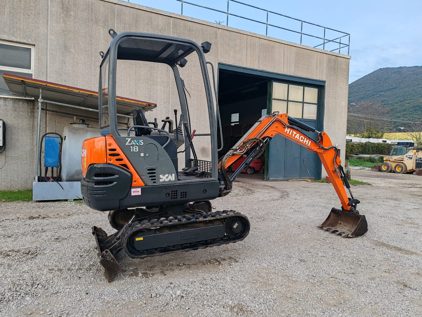 Miniescavatore fiat hitachi zasix 18 Venduto